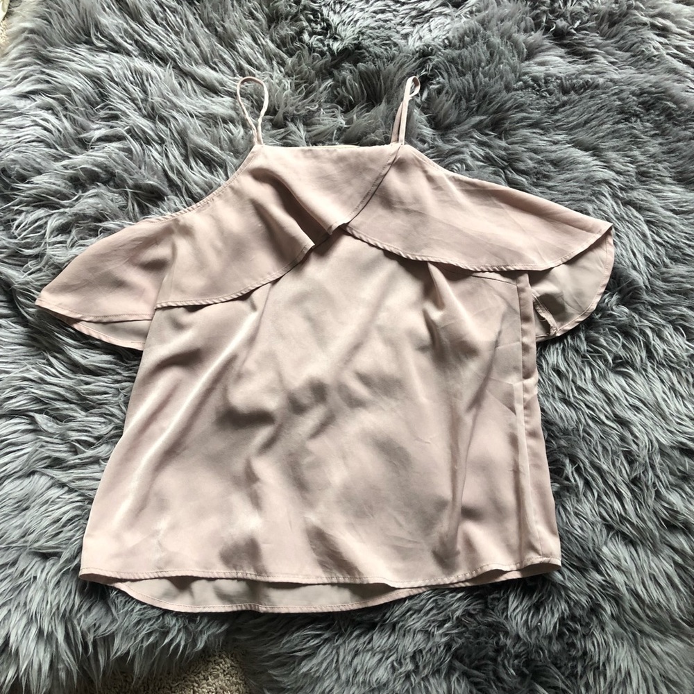 SOLD Silky Flowy champagne top - Picture 3 of 4